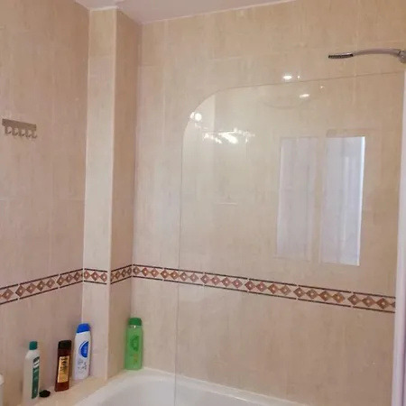 Large One Bedroom Old Town/central